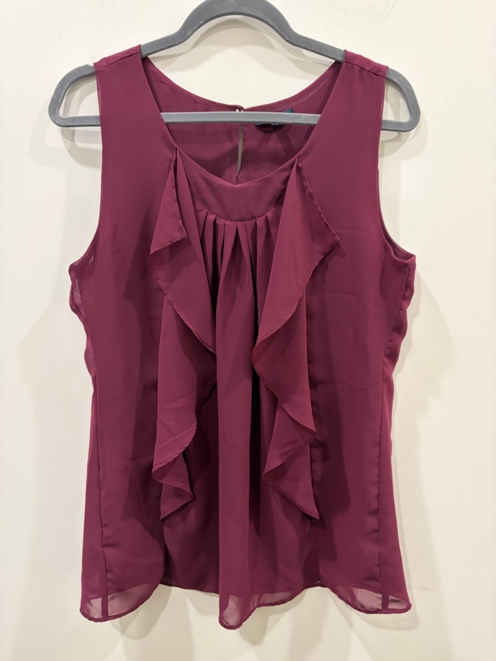 GAP Ruffled Sleeveless Camisole - Plum